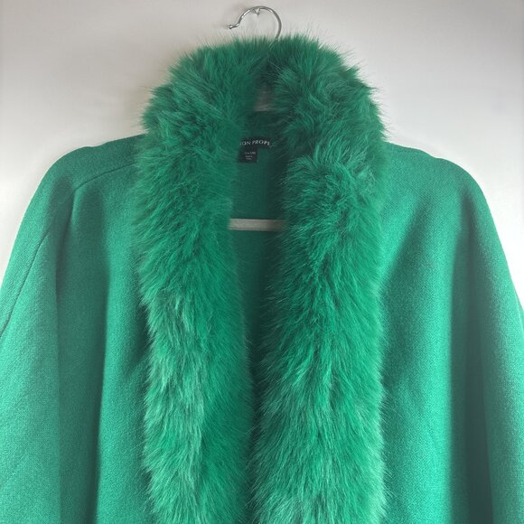 Boston Proper Faux Fur Tie Waist Poncho Size S/M NWOT Christmas Green - Picture 4 of 12